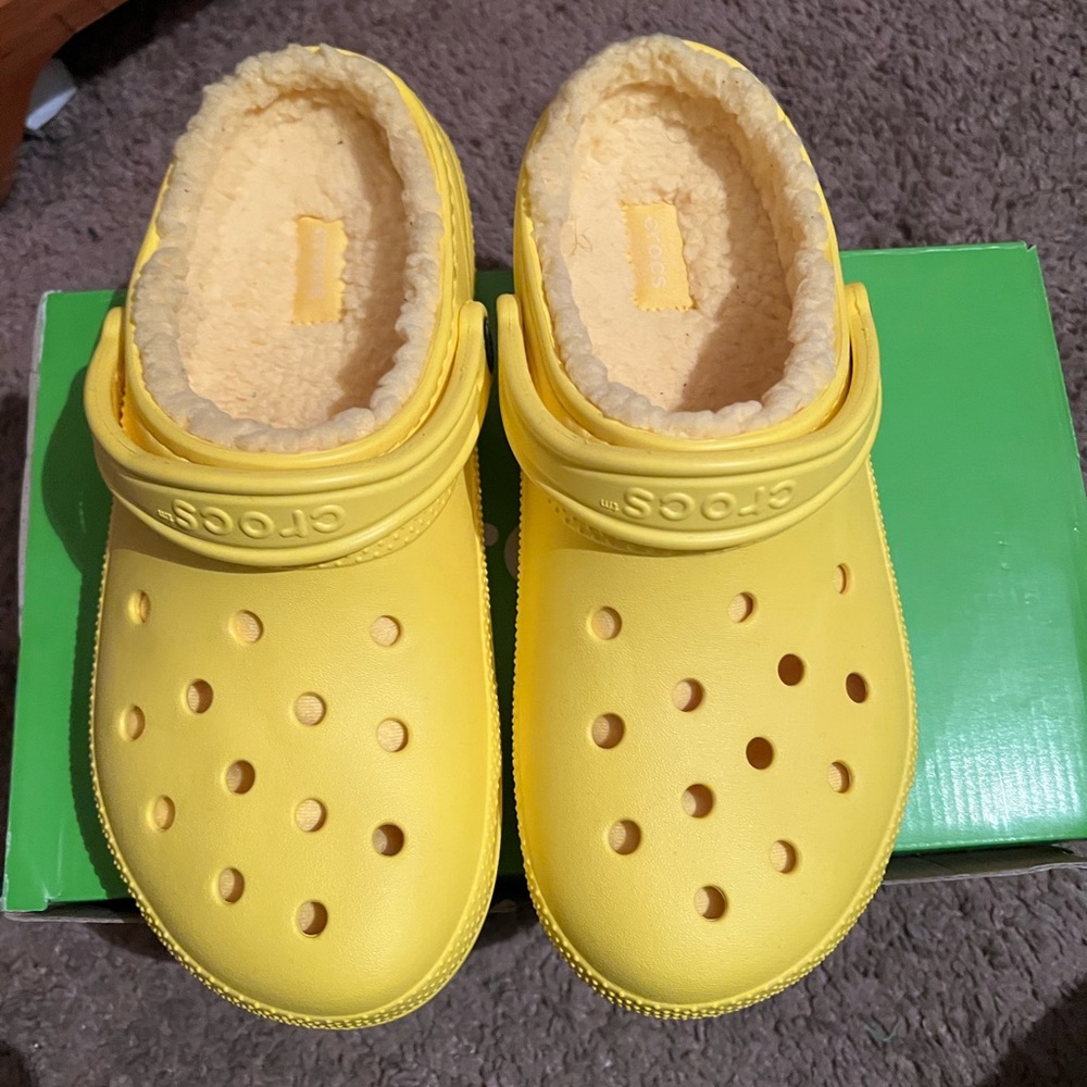 Fur lined crocs-2020